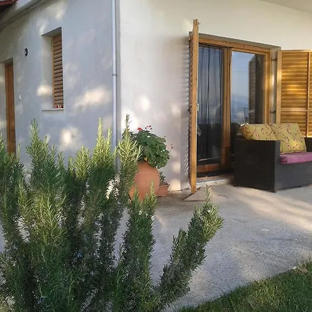 Spilidis House * Karavomilos (Central Greece)